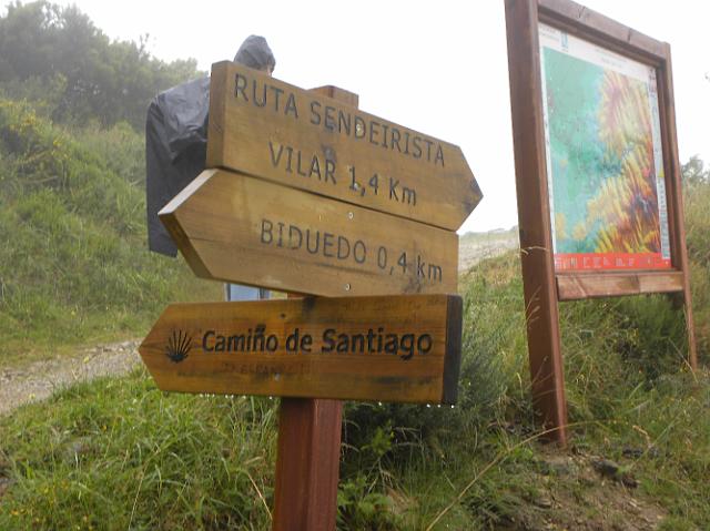DSCN0440.JPG - Taken at Latitude/Longitude:42.744067/-7.183767. 0.66 km South Lamas Galicia Spain   (Map link) 